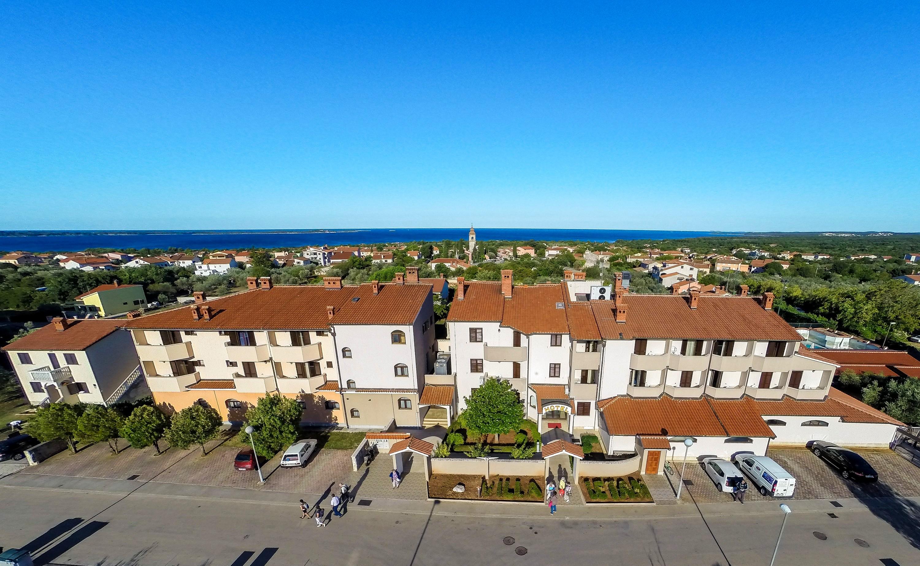 Hotel Villa Letan Fažana Екстериор снимка