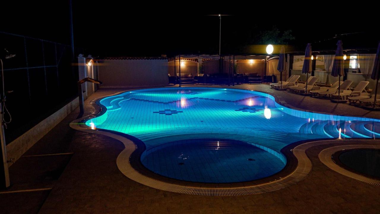 Hotel Villa Letan Fažana Екстериор снимка