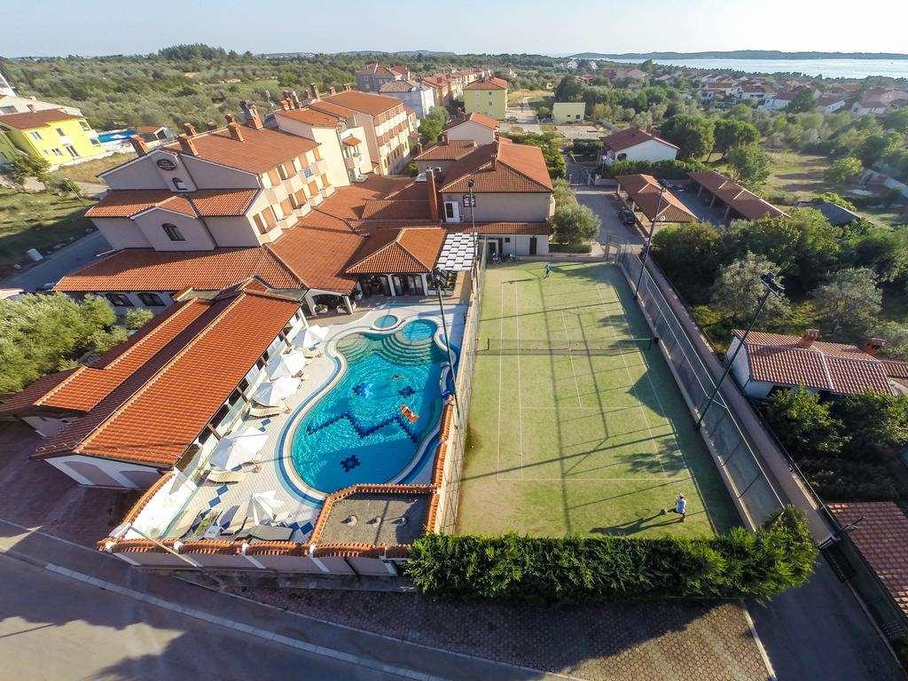 Hotel Villa Letan Fažana Екстериор снимка